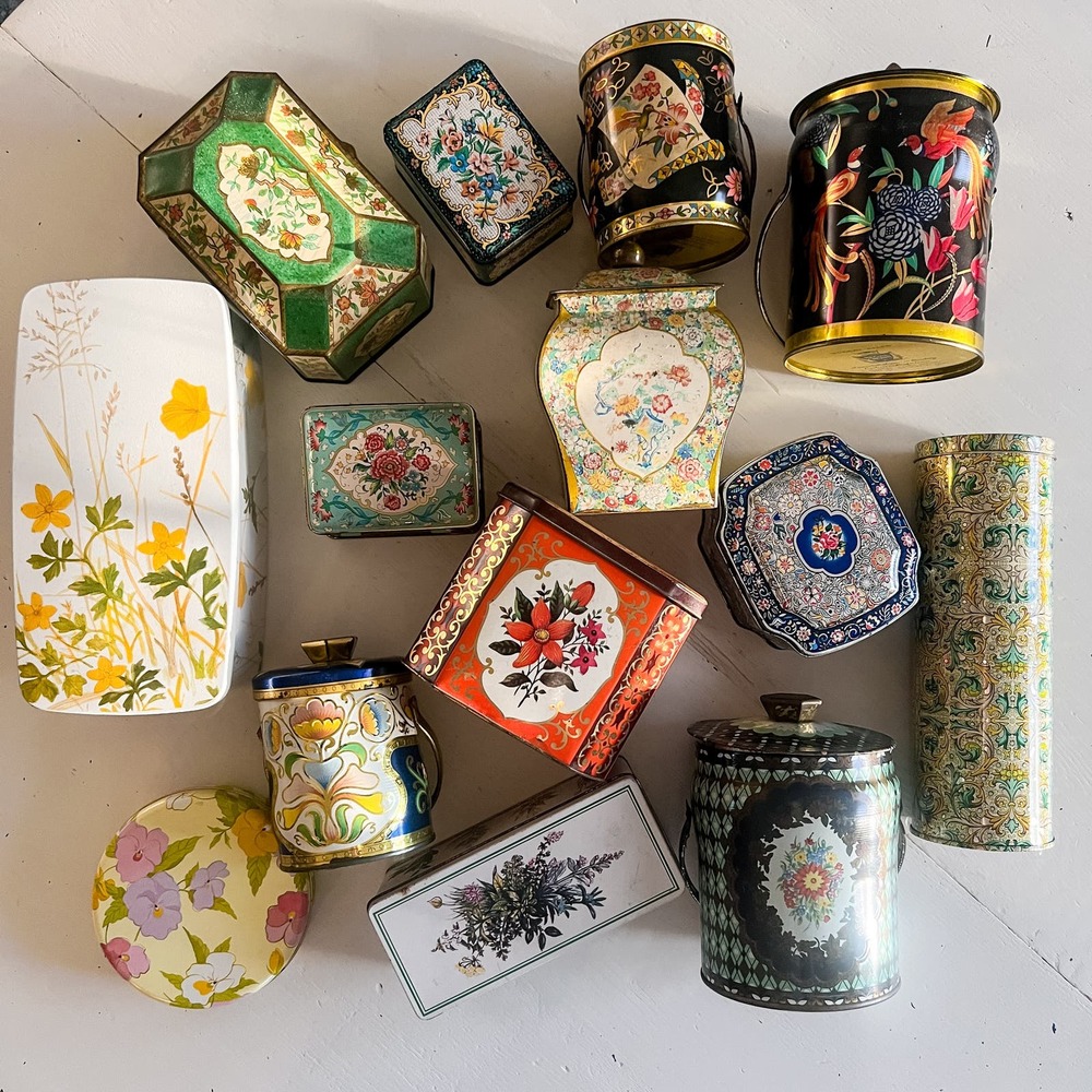 Vintage Floral Tin Lot